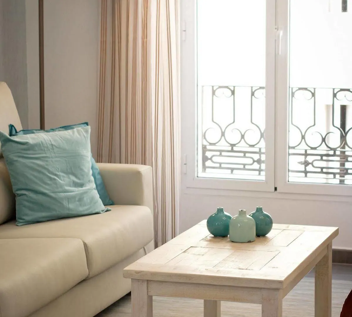 Holidays 2 Malaga Charming Apartments